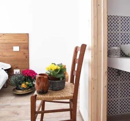 Porta Degli Antichi Casali Bed & Breakfast 3*